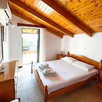 Malakassis House Appartement *