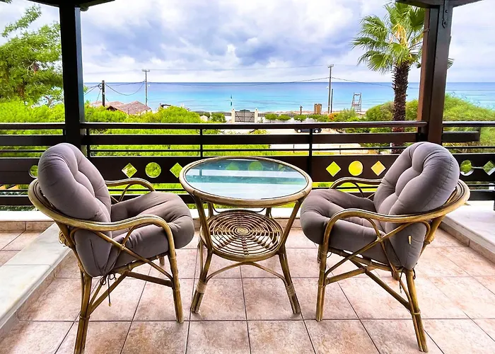 Апартаменты Malakassis House